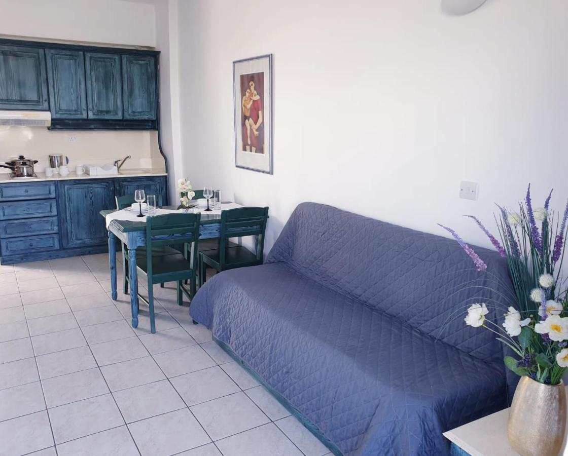 Seaview Sunset Holiday Apartments Пафос Екстериор снимка